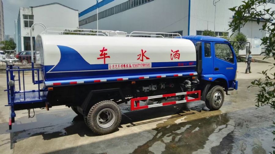 福田10噸灑水車圖片