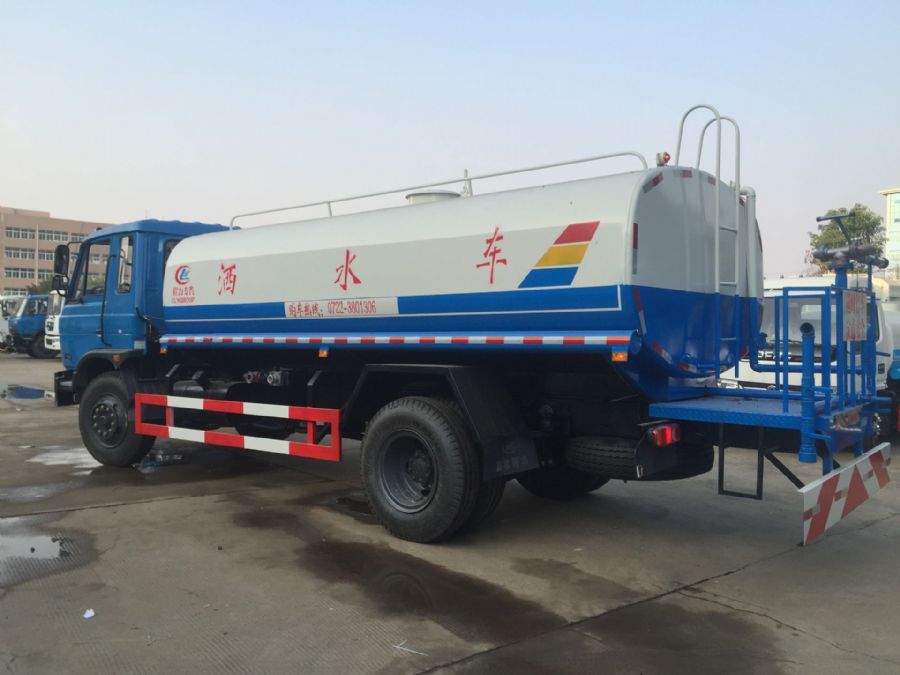 程力15噸灑水車