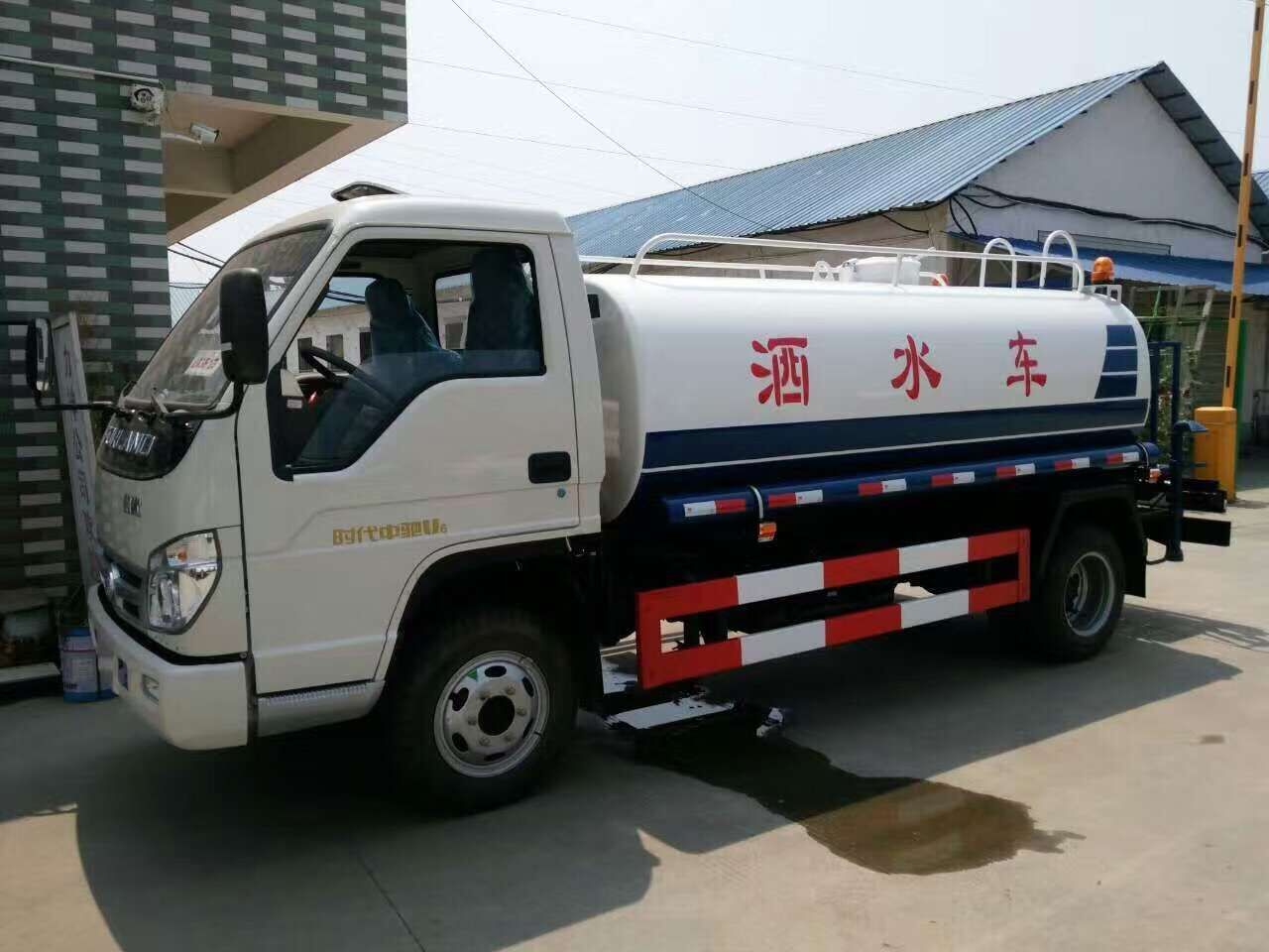 福田5噸小型灑水車圖片