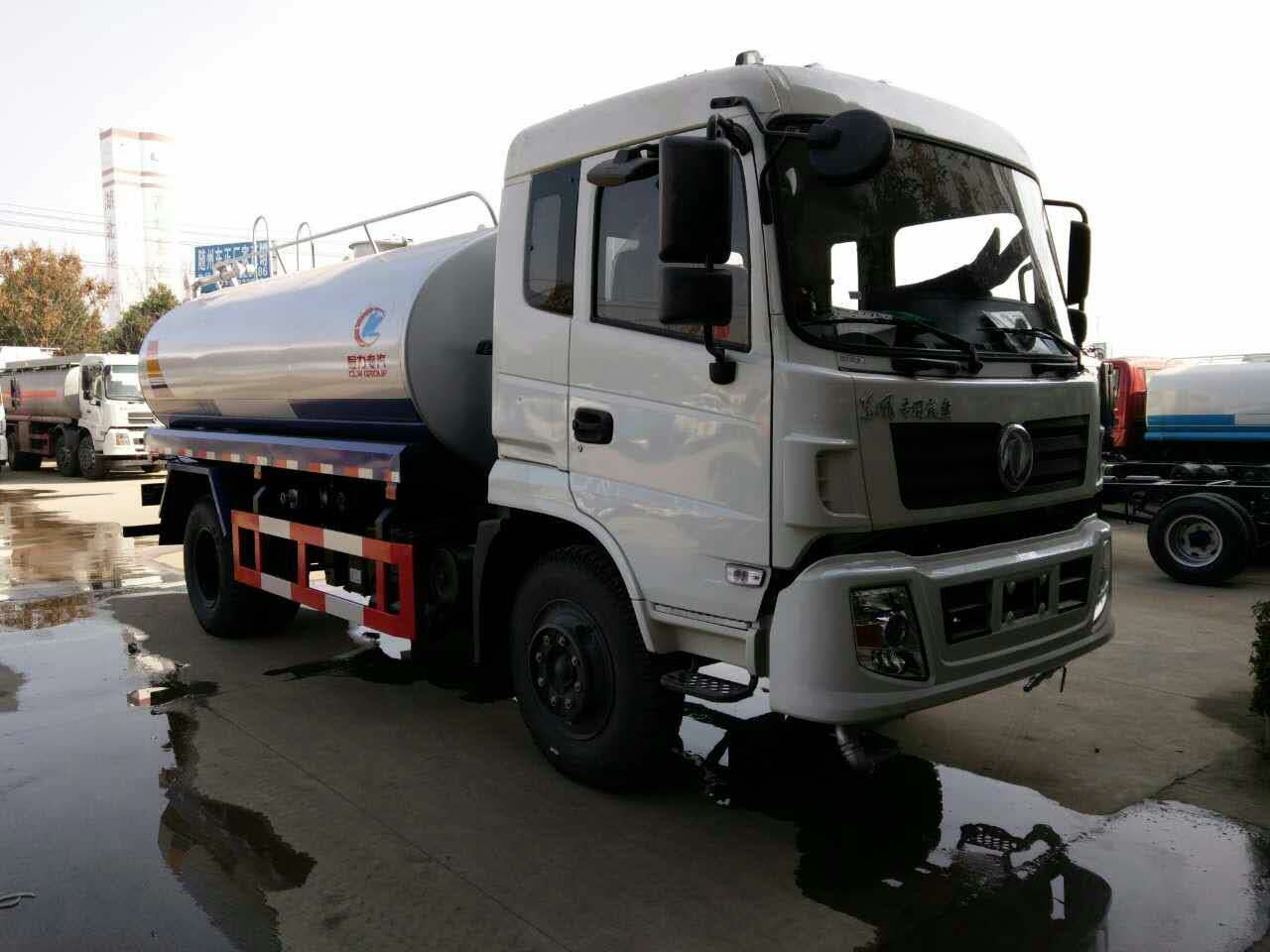 D913國五灑水車圖片